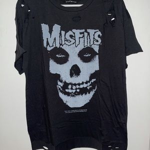 MISFITS Distressed Over-Sized Graphic T-Shirt